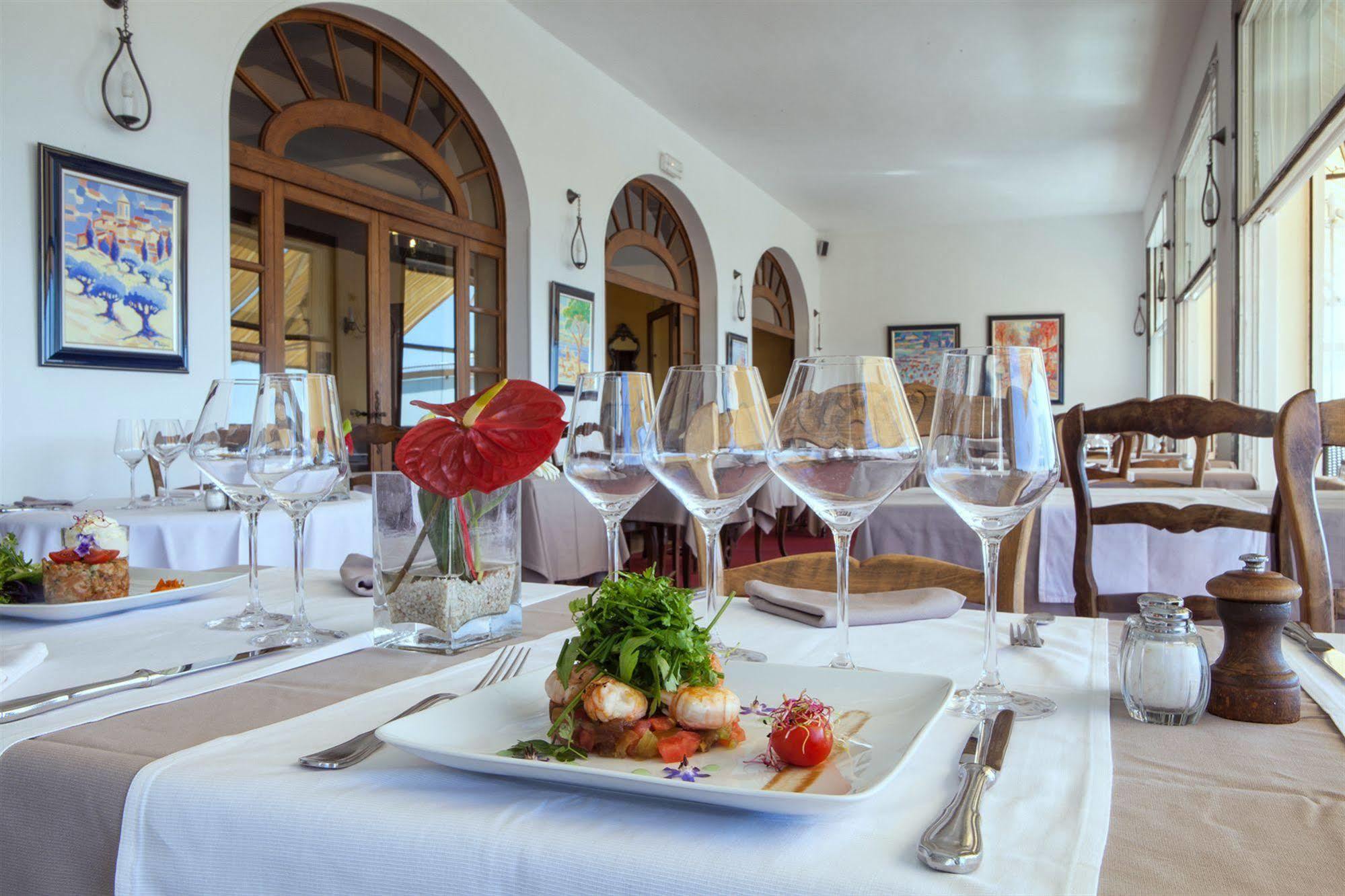 הייר Hotel Provencal מראה חיצוני תמונה