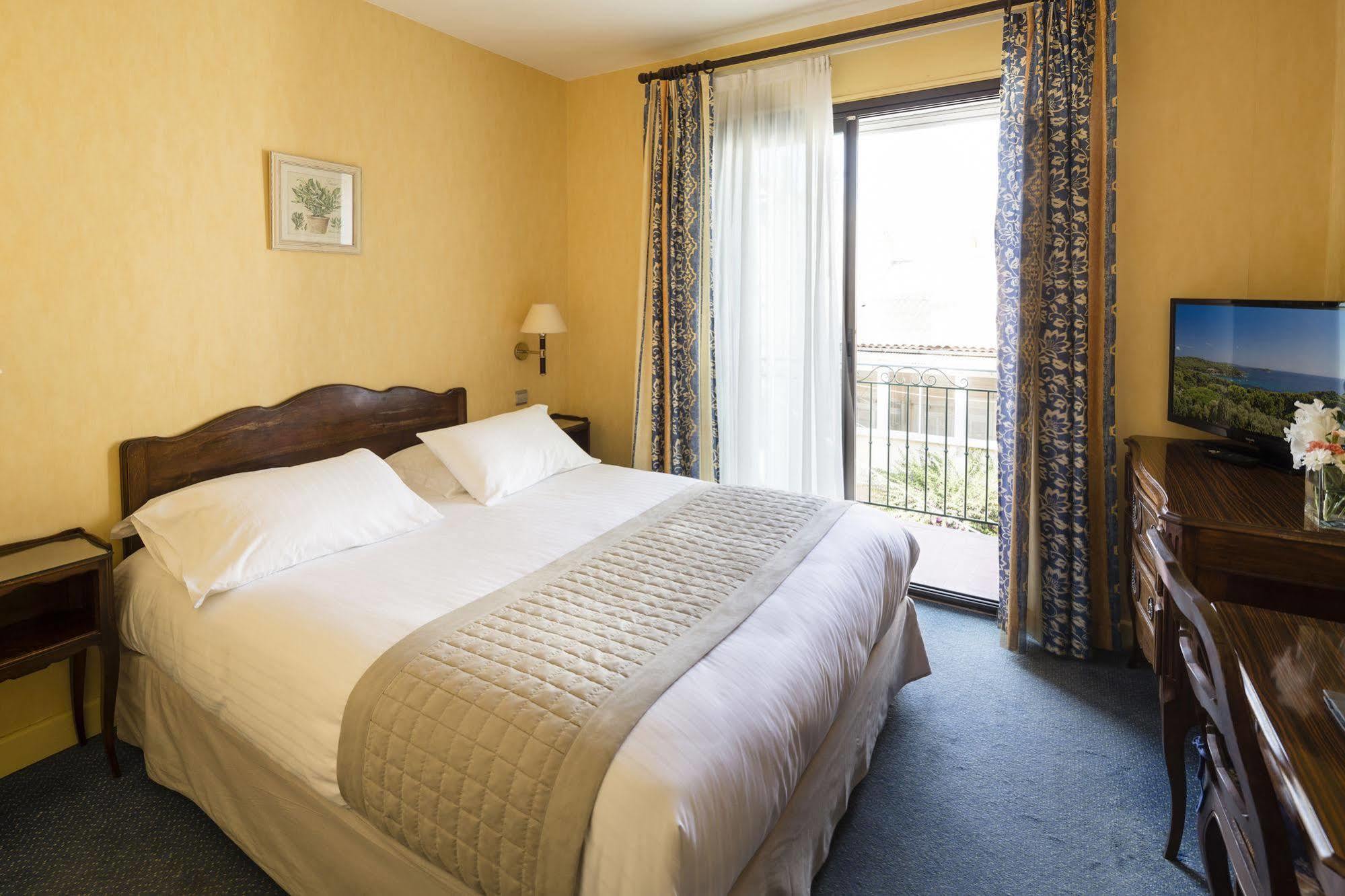 הייר Hotel Provencal מראה חיצוני תמונה